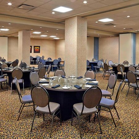 Four Points By Sheraton Монктон Экстерьер фото